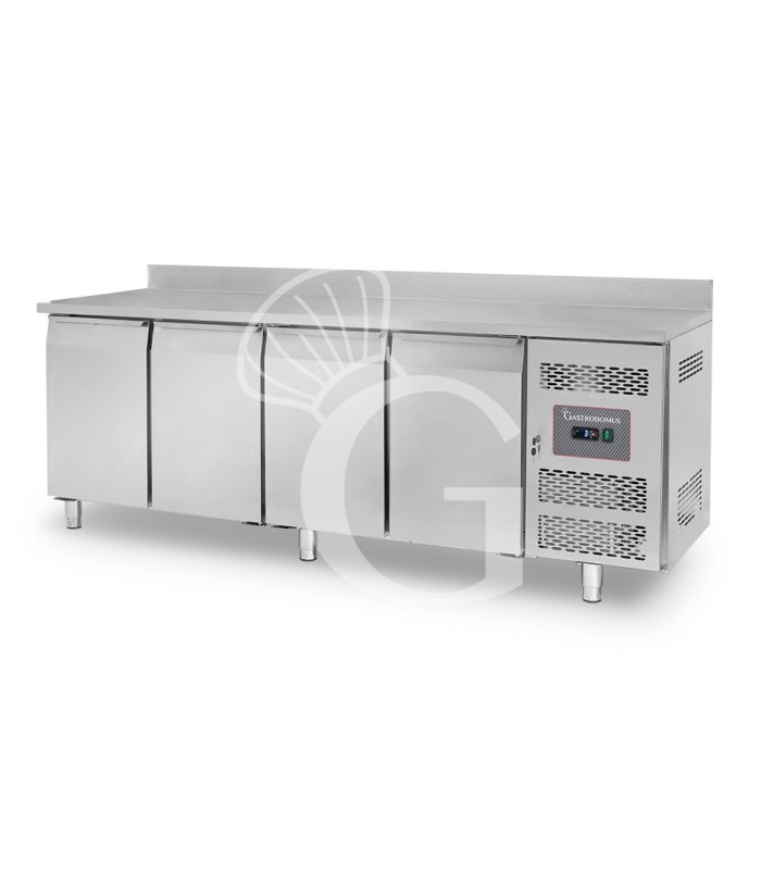 Tavolo Refrigerato 4 porte con alzatina 0°C/+8°C classe energetica A Profondità 700 mm