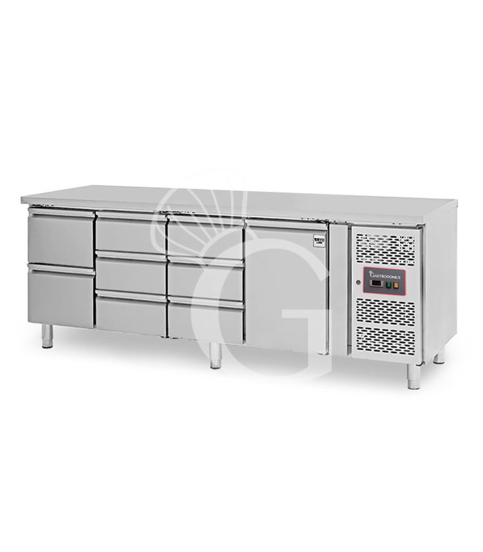 Tavolo Refrigerato 2 cassetti da 1/2, 6 cassetti da 1/3 e 1 porta -18°C/-22°C - Prof. 700 mm