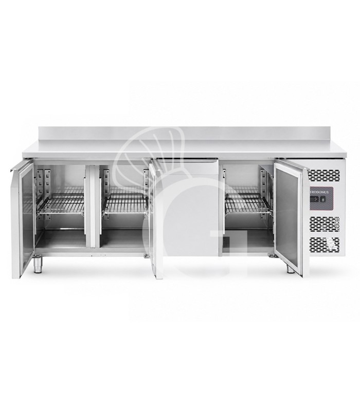 Tavolo Refrigerato 4 porte con alzatina 0°C/+8°C classe energetica A Profondità 700 mm