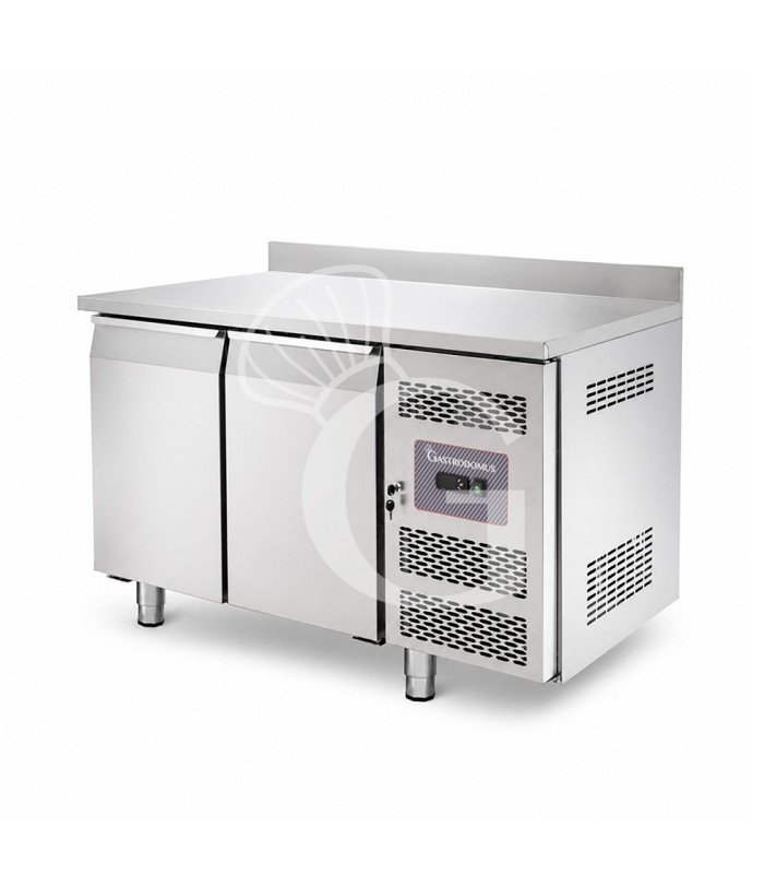 Tavolo Refrigerato 2 porte con alzatina 0°C/+8°C classe energetica A Profondità 700 mm
