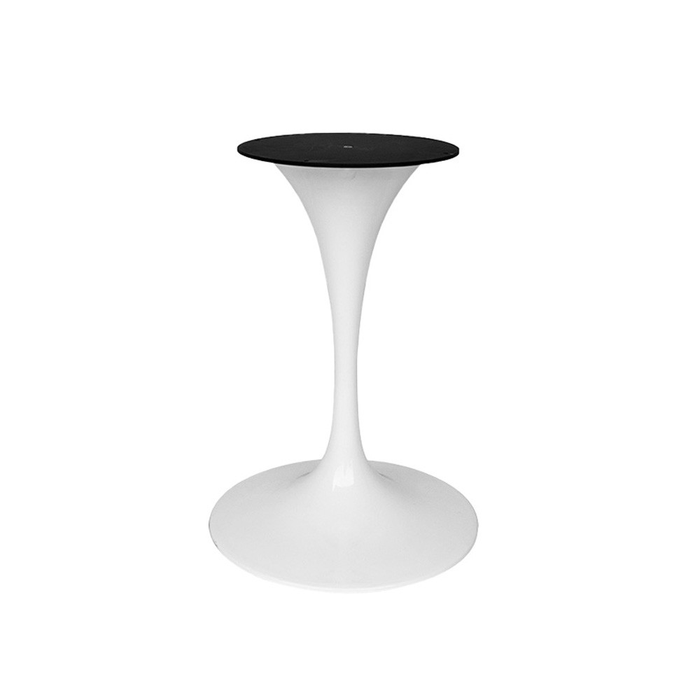 Base tonda con struttura in metallo verniciato, altezza 710 mm