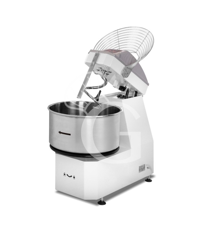 Kit pizzeria con forno elettrico, banco pizza, impastatrice 32 L, stendipizza, affettatrice e set pale.