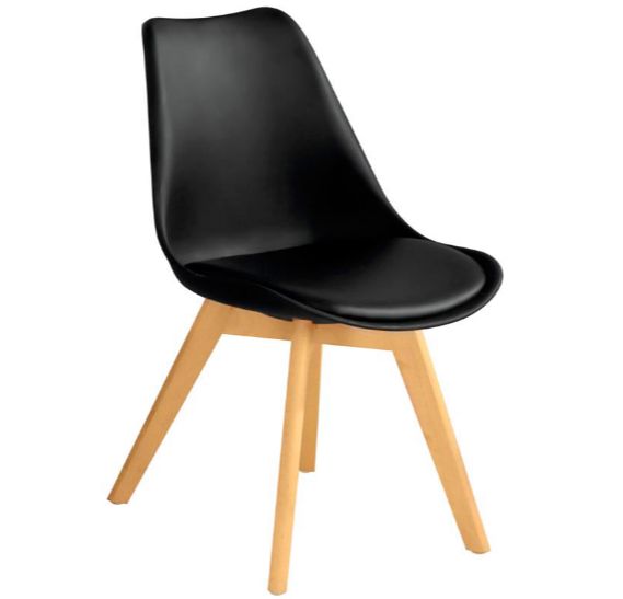 Sedia Duck con struttura in legno, seduta e schienale in polipropilene e cuscino in ecopelle, colore nero