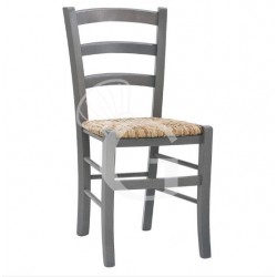 Sedia Giuly con struttura e schienale in legno e seduta impagliata