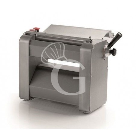 Sfogliatrice trifase L 550 mm x P 350 mm x H 400 mm con rulli in acciaio inox 320 mm Sfogliatrice trifase L 550 mm x P 350 mm x H 400 mm con rulli in acciaio inox 320 mm