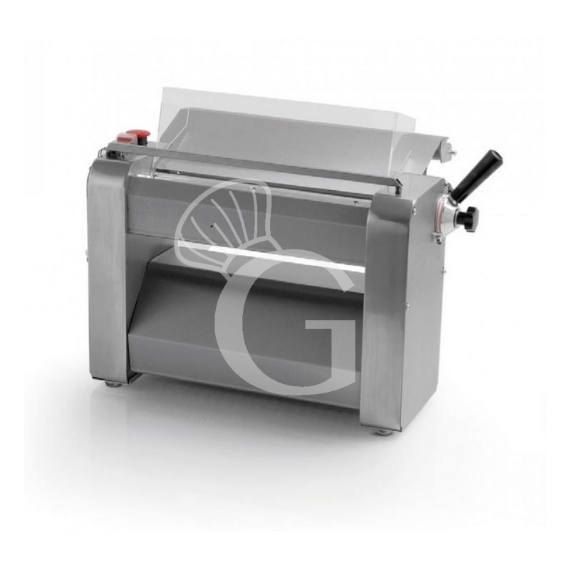 Sfogliatrice trifase L 640 mm x P 350 mm x H 400 mm con rulli in legno 400 mm Sfogliatrice trifase L 640 mm x P 350 mm x H 400 mm con rulli in legno 400 mm