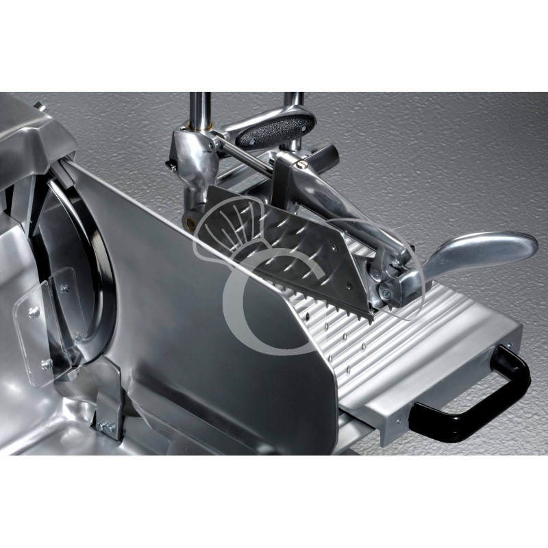 Affettatrice lama Ø 250 verticale - uso professionale - Norma CE