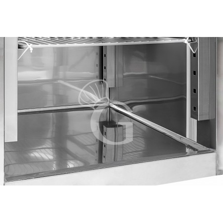 Particolare interno Armadio Congelatore Statico -18°C/-22°C 400 LT Particolare interno Armadio Congelatore Statico -18°C/-22°C 400 LT