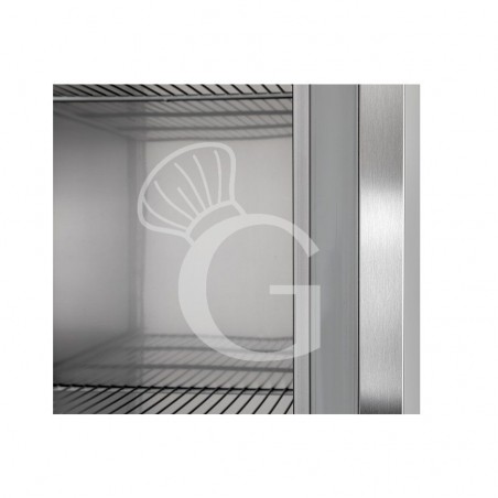 Armadio refrigerato ventilato classe A capacità 700 LT e temperatura -18°C/-22°C con porta vetro- dettaglio interni Armadio refrigerato ventilato classe A capacità 700 LT e temperatura -18°C/-22°C con porta vetro- dettaglio interni