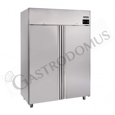 Armadio refrigerato ventilato capacità 1400 LT e temperatura -18°C/-22°C Armadio refrigerato ventilato capacità 1400 LT e temperatura -18°C/-22°C