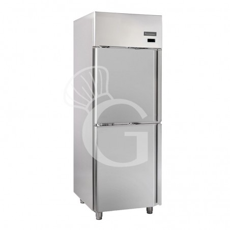 Frigo professionale ventilato per carne 2 porte con temperatura -2/+10°C e capacità 700 LT Frigo professionale ventilato per carne 2 porte con temperatura -2/+10°C e capacità 700 LT