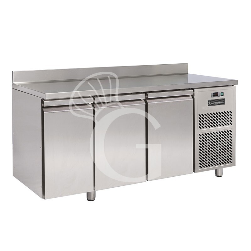 Tavolo frigo 3 porte con alzatina Prof. 800 mm - temperatura 0°C/+10°C