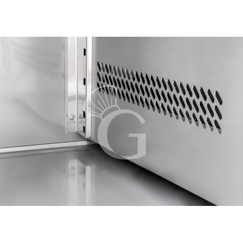 Tavolo frigo con 1 porta e 5 cassetti, alzatina, Prof. 700 e temperatura -2°C/+8°C