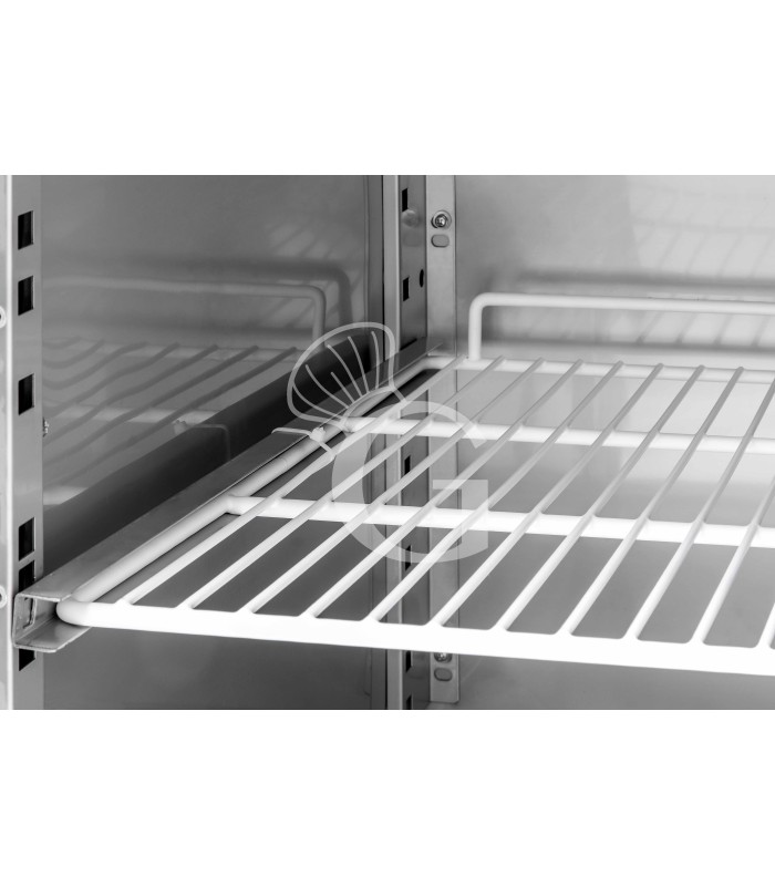 Tavolo frigo con 2 porte e 5 cassetti, Prof. 700 e temperatura -2°C/+8°C