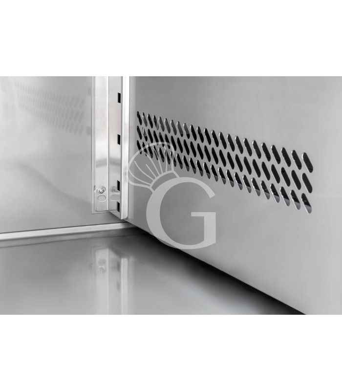 Tavolo frigo con 2 porte e 5 cassetti, Prof. 700 e temperatura -2°C/+8°C