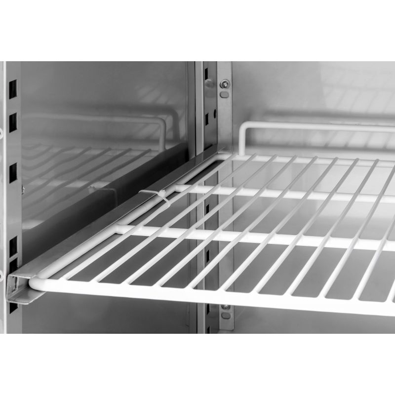 Tavolo frigo con 2 porte e 6 cassetti, alzatina, Prof.700 e temperatura -2°C/+8°C
