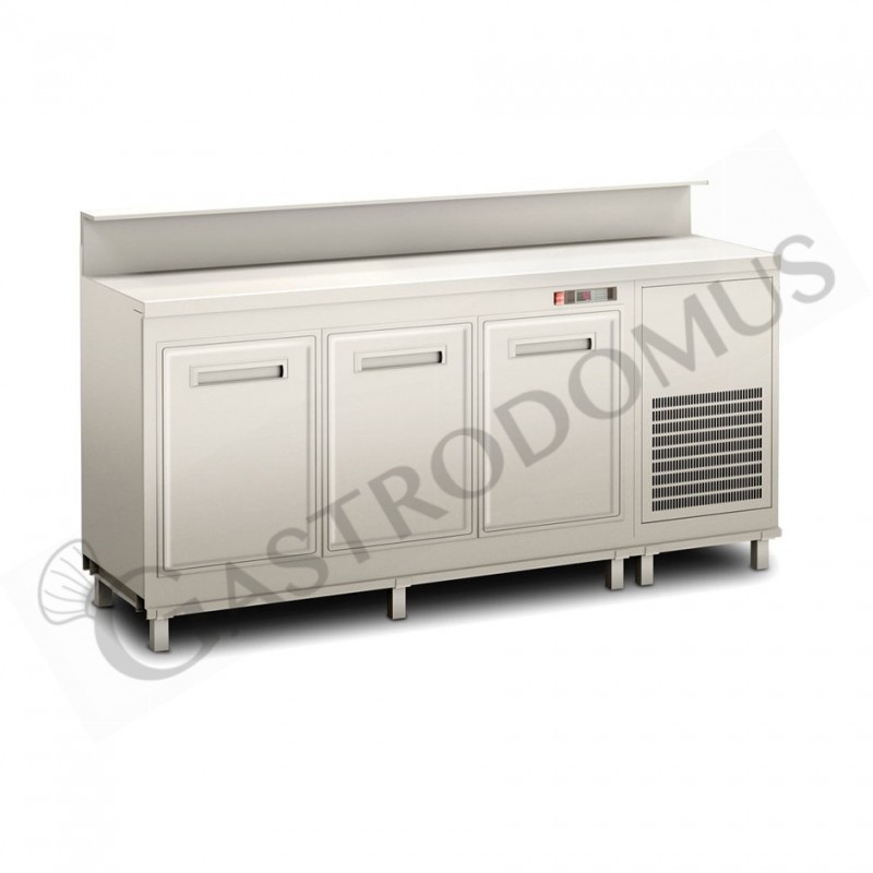 Banco bar refrigerato con motore incorporato, temperatura -16°C/-18°C, L 2000 mm x P 550 mm x H 920 mm
