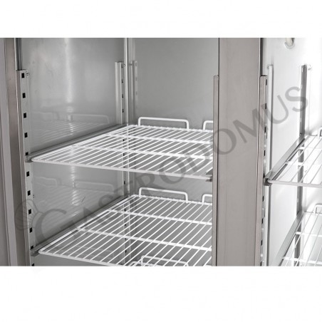 Particolare griglie Armadio Congelatore Ventilato -18°C/-22°C 1040 LT classe energetica D Particolare griglie Armadio Congelatore Ventilato -18°C/-22°C 1040 LT classe energetica D