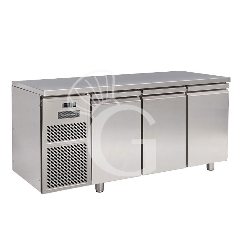 Tavolo Refrigerato motore a sinistra 3 porte Prof. 700 mm -18°C/-22°C