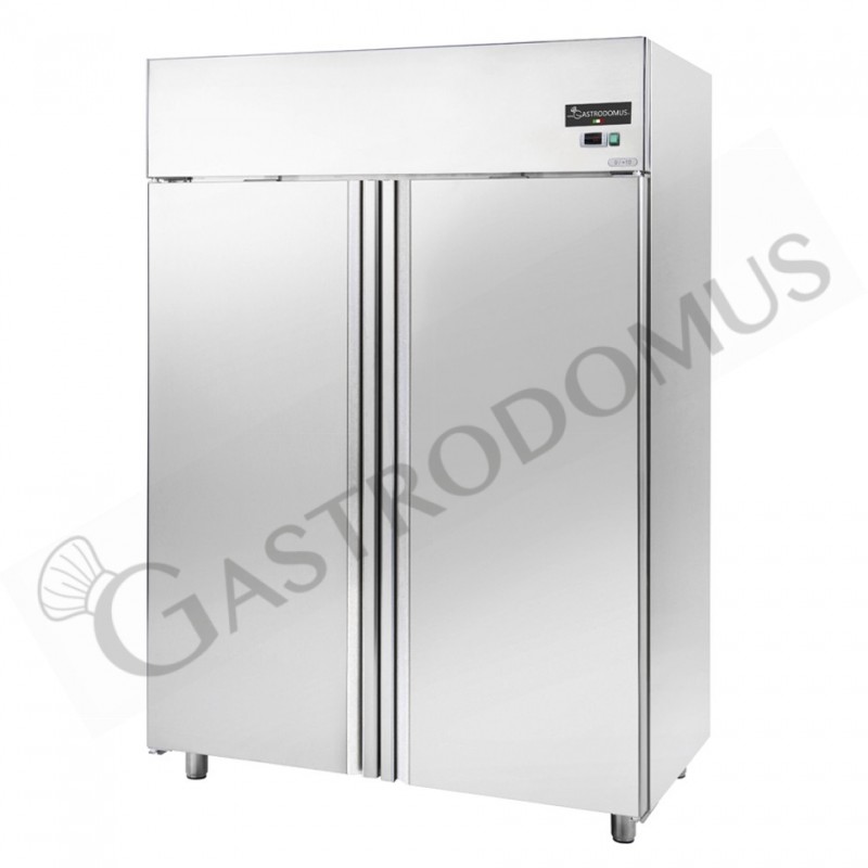 Armadio refrigerato in inox 2 porte, ventilato capacità 1200 Lt e temperatura 0/+10° Armadio refrigerato in inox 2 porte, ventilato capacità 1200 Lt e temperatura 0/+10°