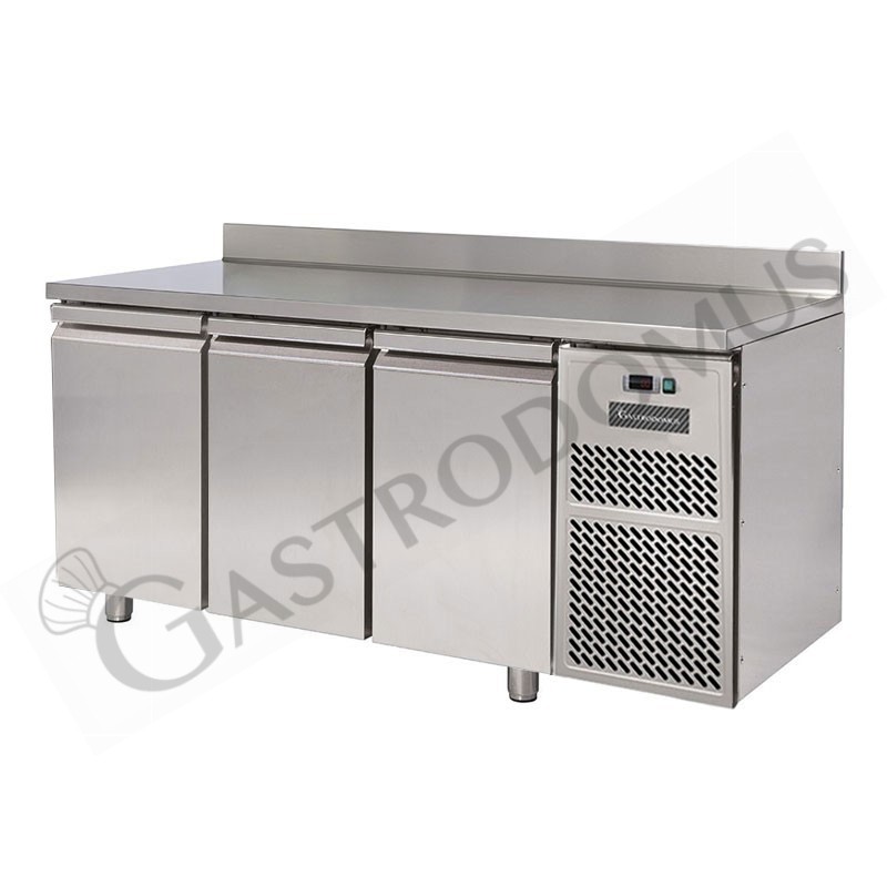 Tavolo refrigerato 3 porte con alzatina Prof. 600 mm - temperatura -18°C/-22°C
