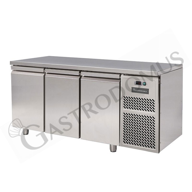 Tavolo refrigerato 3 porte Prof. 600 mm - temperatura -18°C/-22°C