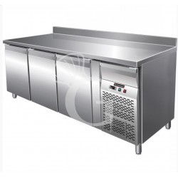 REFRIGERATED TABLE FOR GASTRONOMY 3 DOORS SPLASHBACK PROF. 700 MM -18°C/-22°C ENERGY CLASS D