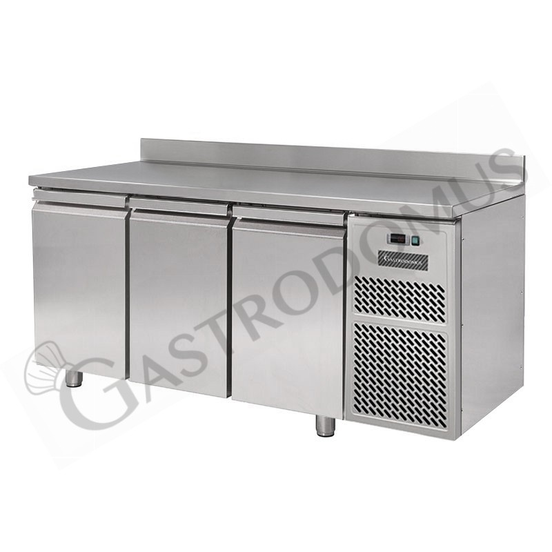 Tavolo frigo 3 porte con alzatina Prof. 800 mm - temperatura 0°C/+10°C