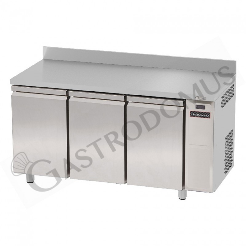Tavolo frigo con 3 porte e alzatina Prof. 700 mm - temperatura 0°C/+10°C - motore remoto