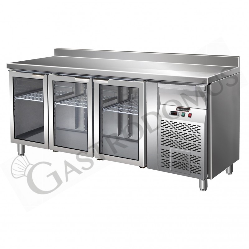 Tavolo refrigerato ventilato, Prof. 700 con 3 porte in vetro e alzatina, temperatura +2°C/+8°C