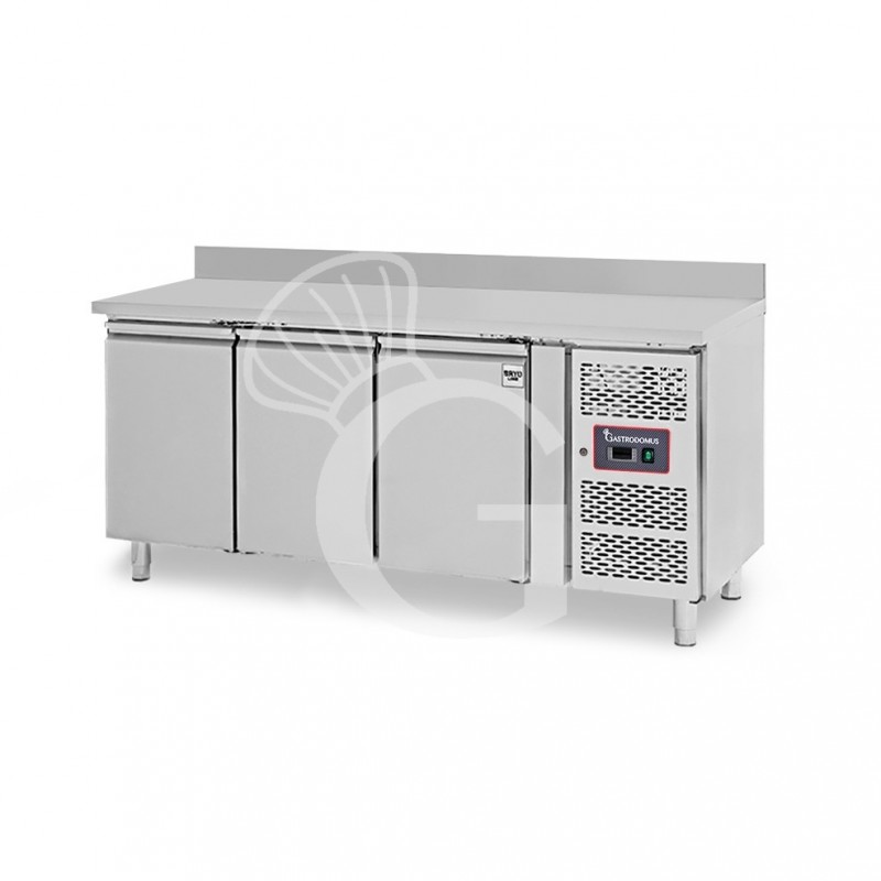 Tavolo Refrigerato 3 porte alzatina Prof. 700 mm -2°C/+8°C classe energetica E