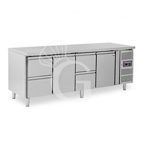 Tavolo Refrigerato 4 cassetti 2 porte 700 mm -2°C/+8°C per Gastronomia Tavolo Refrigerato 4 cassetti 2 porte 700 mm -2°C/+8°C per Gastronomia