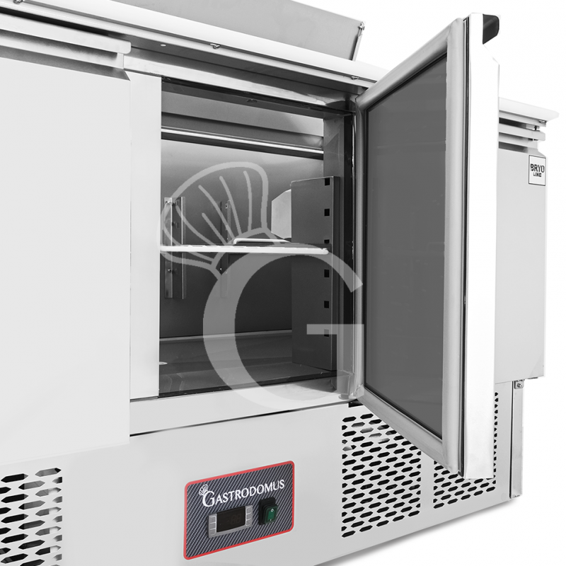 Dettaglio interno saladette refrigerata 3 porte