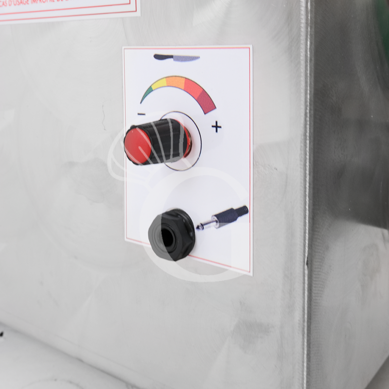 Macchina per pasta fresca capacità 2,5 kg produzione oraria 8 Kg Monofase