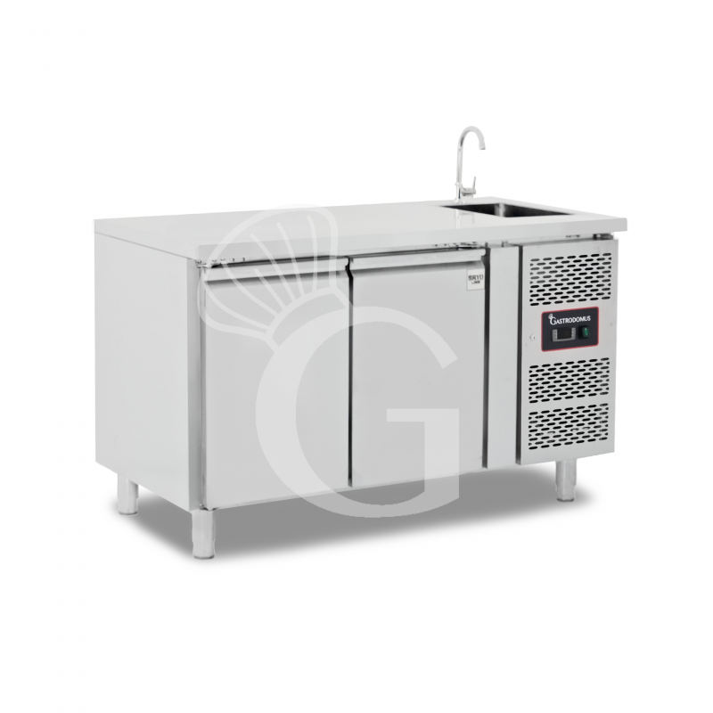 Tavolo Lavello Armadiato Refrigerato 2 porte Prof. 700 mm +2°C/+8°C classe energetica B - con foro rubinetto Ø 25 mm