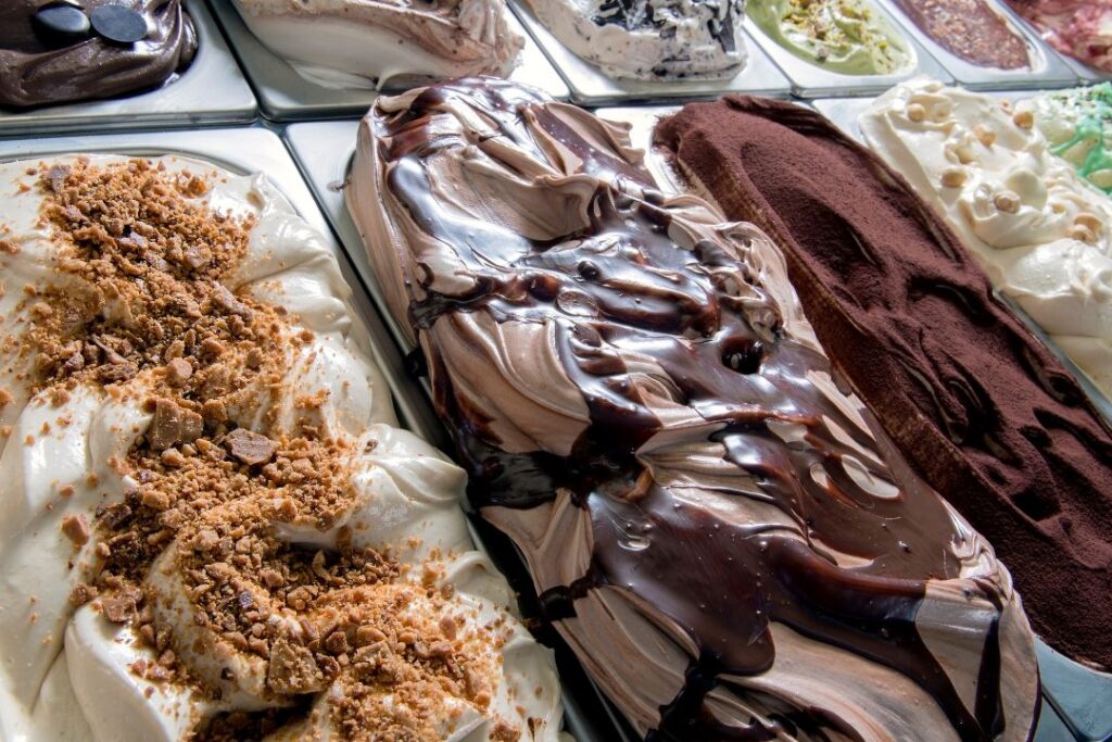 QUALE ATTREZZATURA SERVE PER APRIRE UNA GELATERIA?